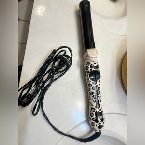 Beachwaver S1.25 Catwalk